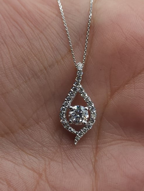 14Kt Gold 1 Ct Lab Grown Diamond Solitaire Halo Diamond Pendant Necklace