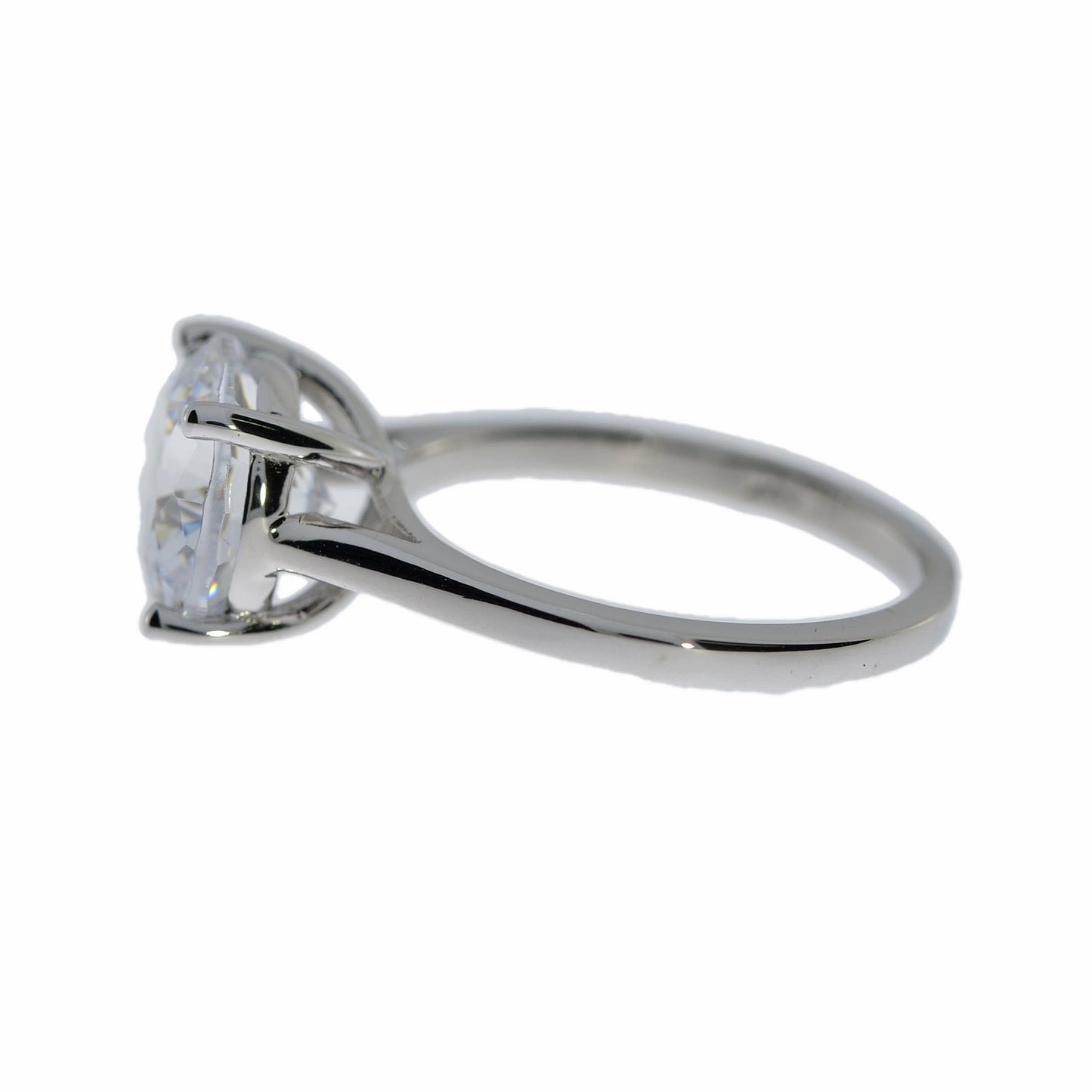 14Kt Gold 2 Ct Lab Grown IGI Certified Diamond Ring