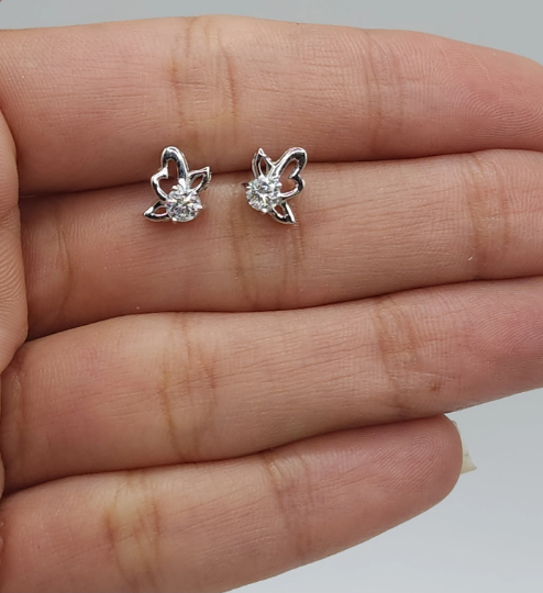 14Kt Gold .30 Ct Lab Grown Diamond Heart Flower Earrings