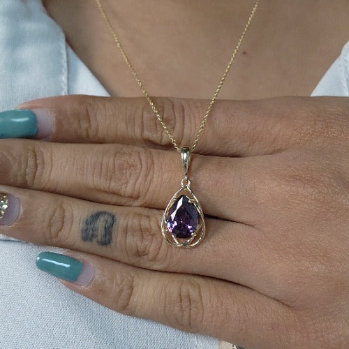 14Kt Gold 2 Ct Amethyst Pear Teardrop Design Pendant Necklace