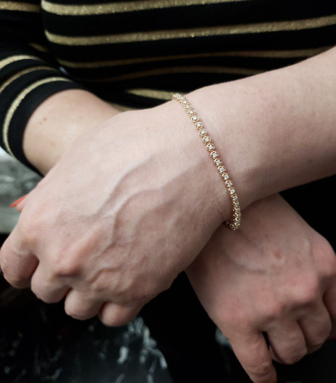 14Kt Gold 1 Ct Lab Grown Diamond Buttercup Setting Tennis Bracelet