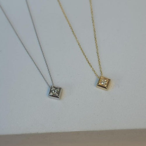 14Kt Gold Lab Grown Diamond Square Design Pendant