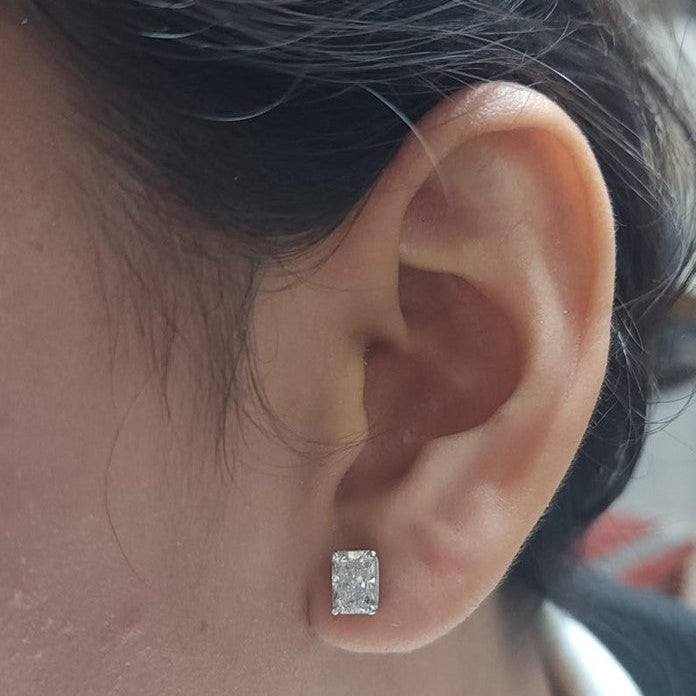 14Kt Gold Ct Lab Grown Radiant Cut Diamond Stud Earrings