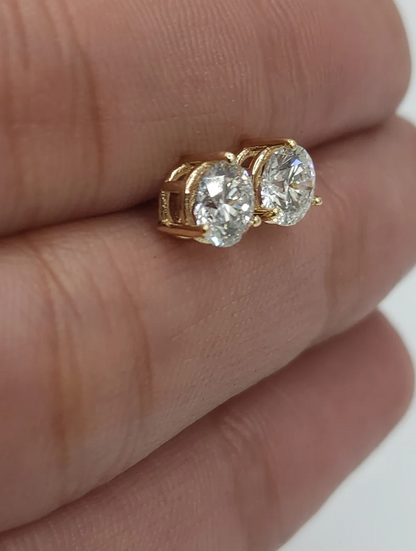 14Kt Gold 1 Ct Lab Grown Diamond Round 3 prongs Stud Earrings