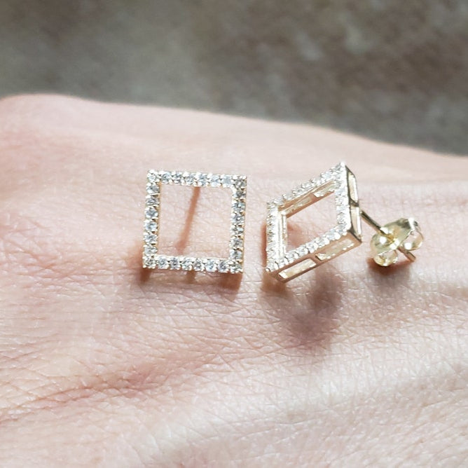 14Kt Gold Diamond Open Square Stud Earrings