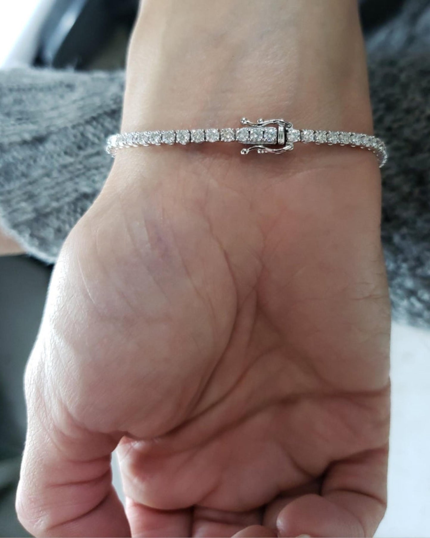 14Kt White Gold 3.30 Ct Diamond Tennis Bracelet