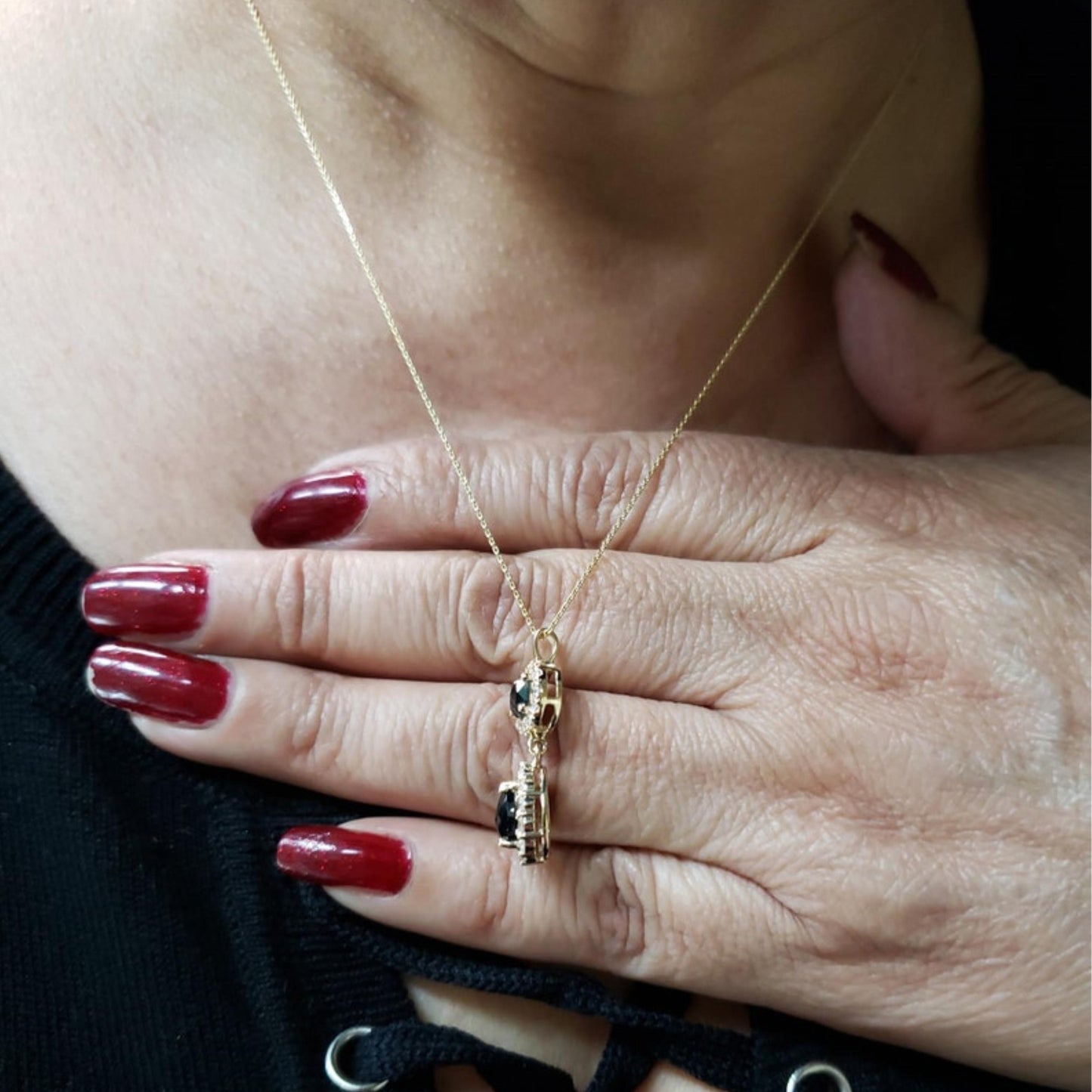 14Kt Gold 1.84 Ct Black & White Diamond Pendant Necklace