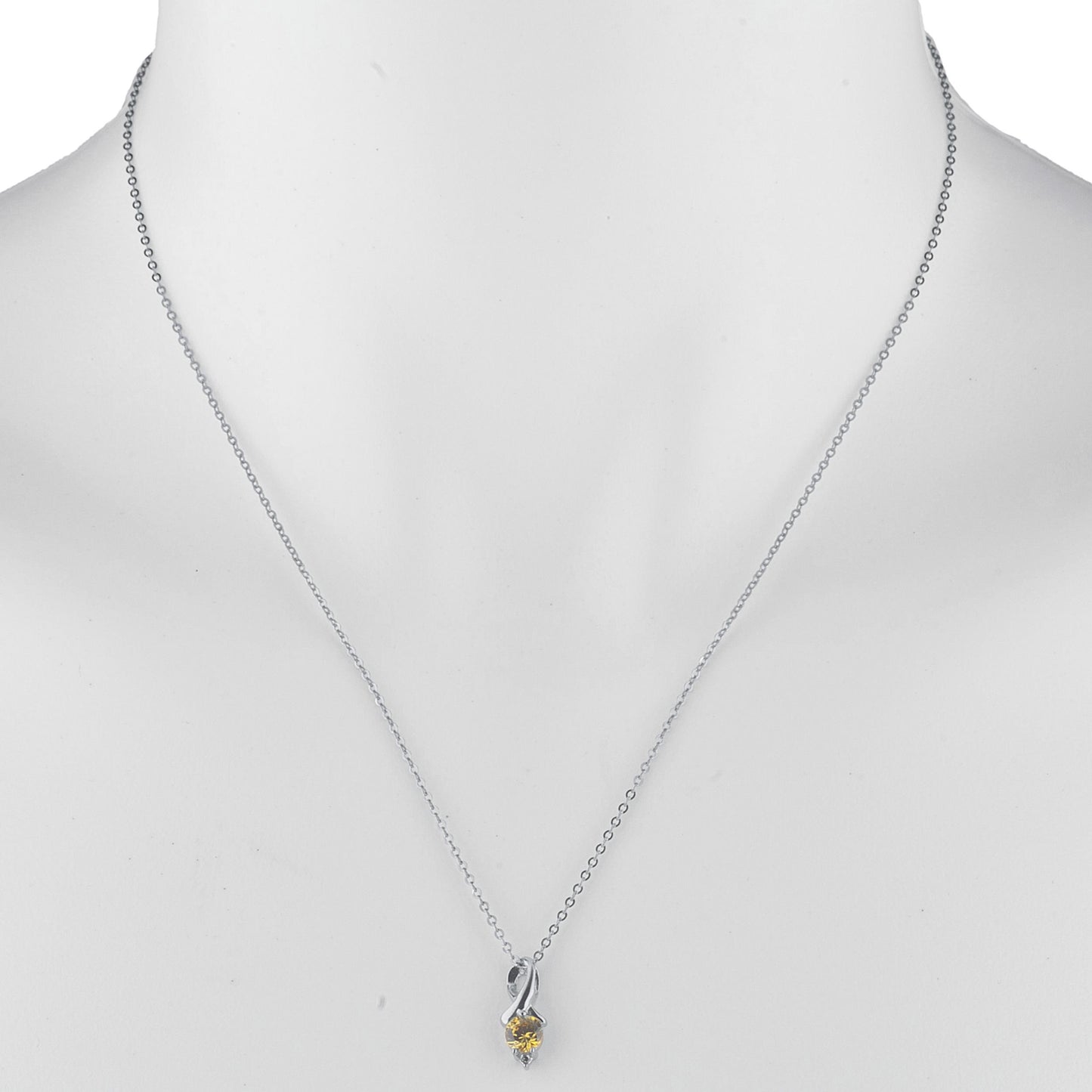 14Kt Gold Yellow Citrine & Diamond Round Design Pendant Necklace