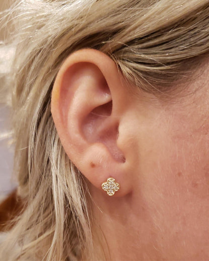 14Kt Gold Clover Diamond Stud Earrings