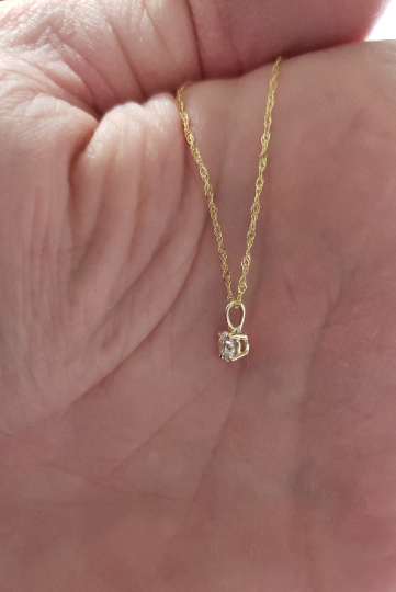 14Kt Gold 0.25 Ct Lab Created Diamond Pendant Necklace