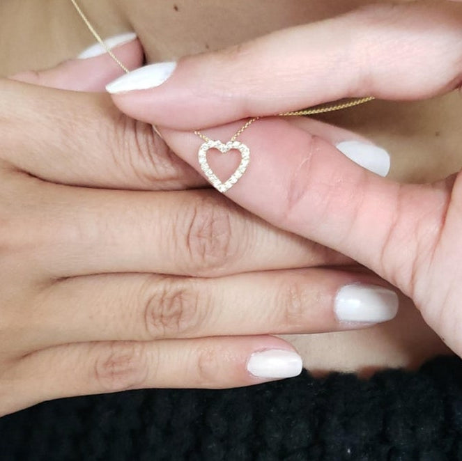 14Kt Gold Genuine Natural Diamond Open Heart Pendant Necklace