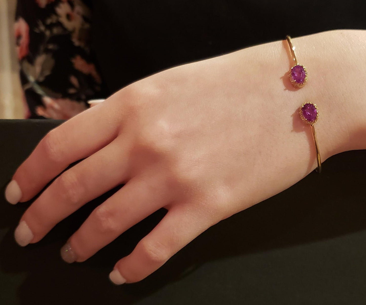 14Kt Gold Alexandrite & Diamond Oval Bangle Bracelet