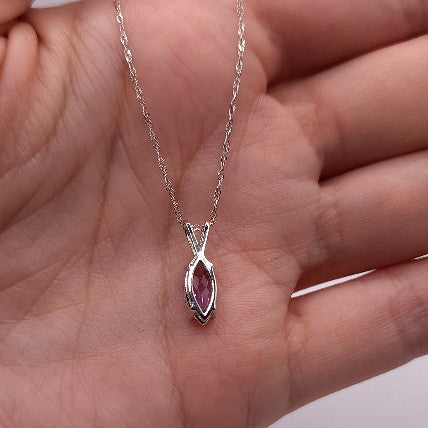 14Kt Gold Alexandrite Marquise Pendant