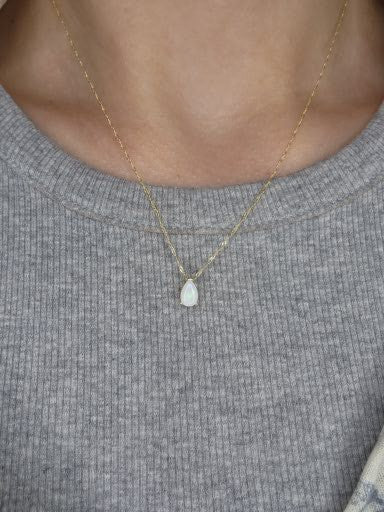 14Kt Gold Natural Opal Teardrop Necklace Pendant