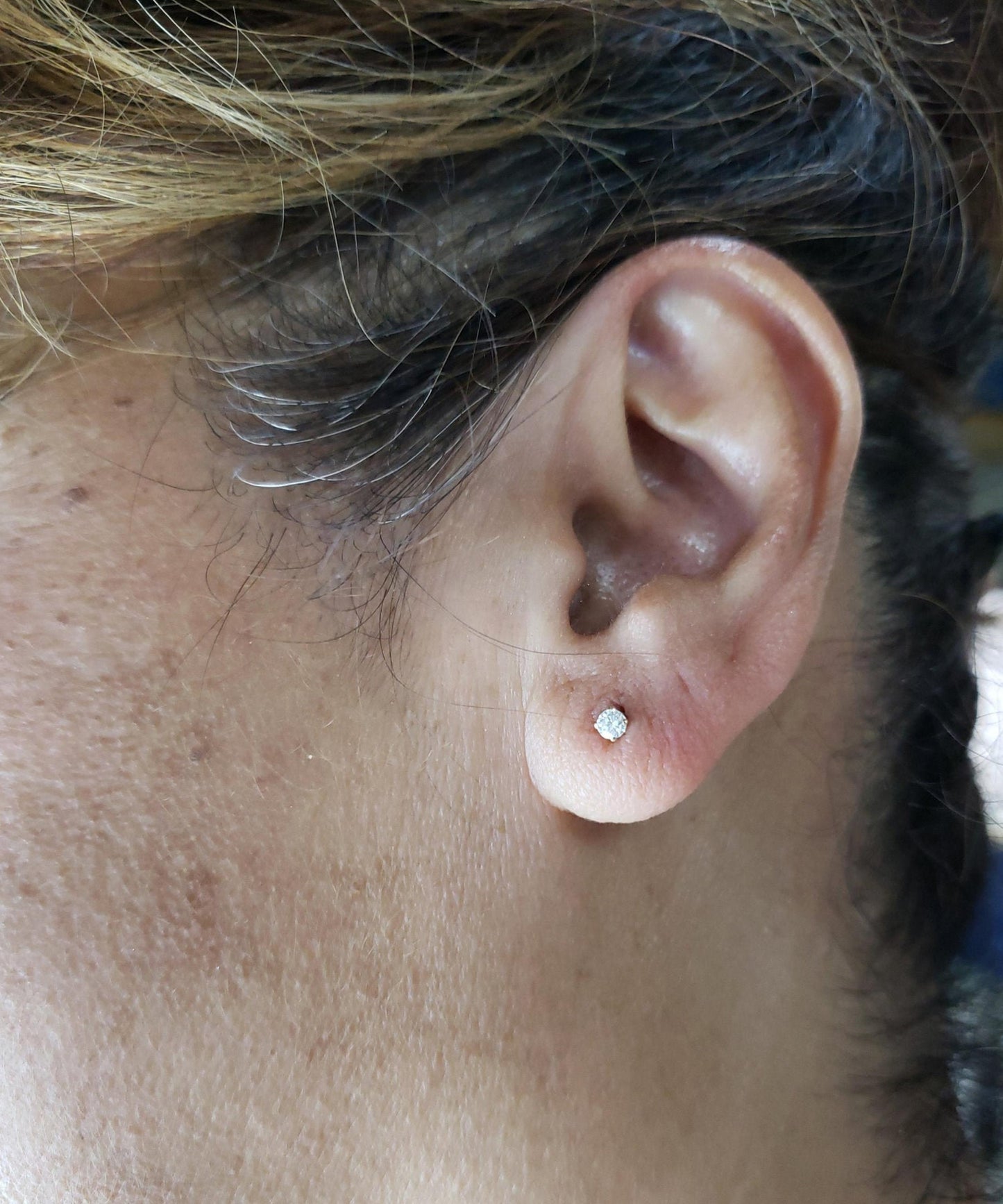 14Kt Yellow Gold 1/5 Ct Genuine Natural Diamond Round Stud Earrings