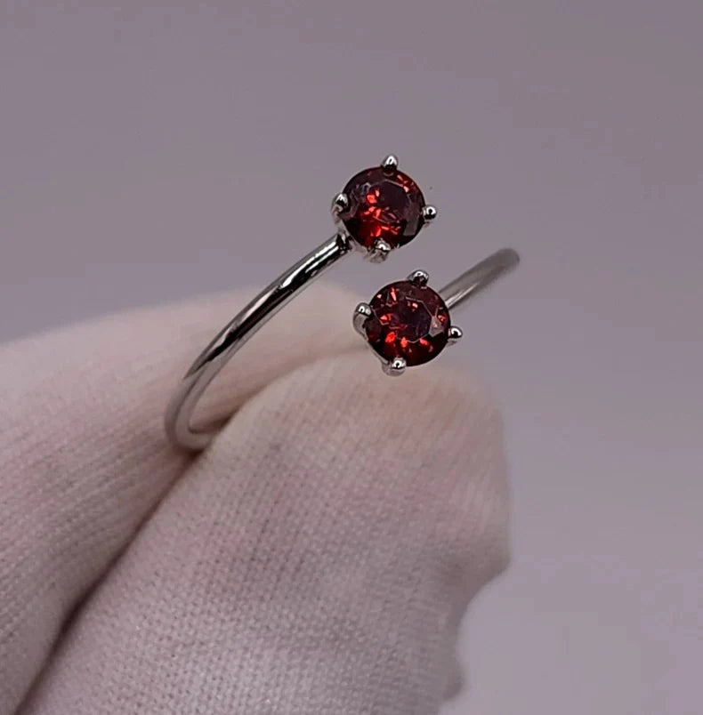 January Birthstone | Garnet Collection