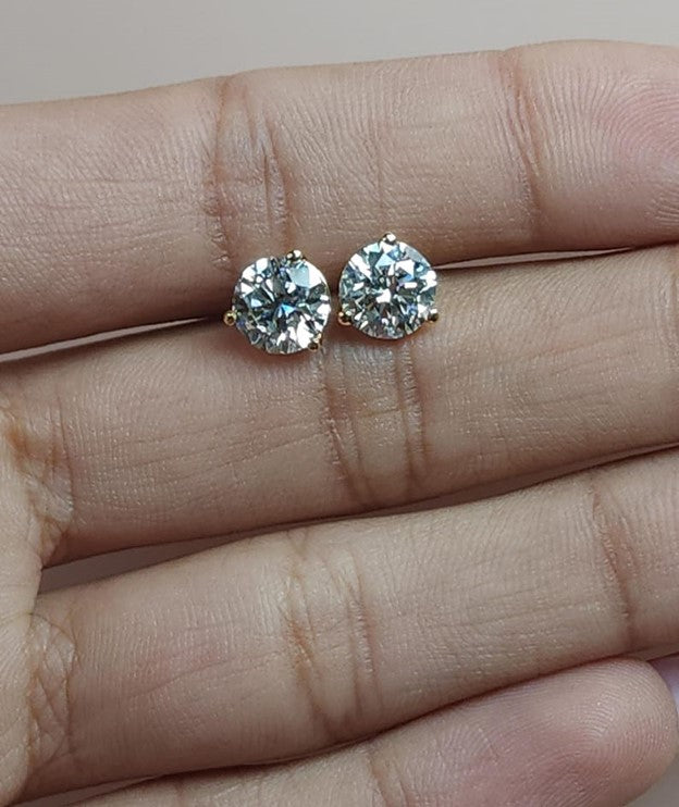 14Kt Gold 3 Prong Martini 7 Ct Lab Grown IGI Certified Studs Diamond Earrings