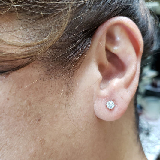 14Kt Gold 0.75 Ct Lab Grown Diamond Earrings