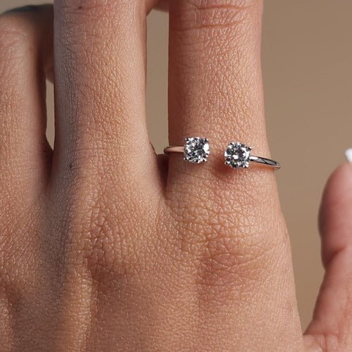 14Kt Gold 1 Ct 2 Stones Lab Grown Diamond Ring