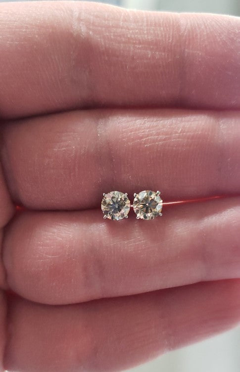 14Kt Gold 1.80 Ct Lab Grown Diamond Stud Earrings