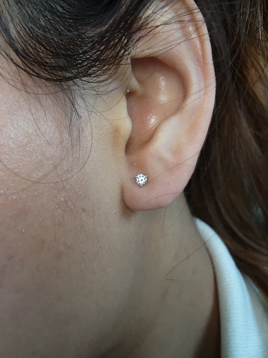 14Kt Gold 3 Prong Martini 0.30Ct Lab Grown Diamond Stud Earrings