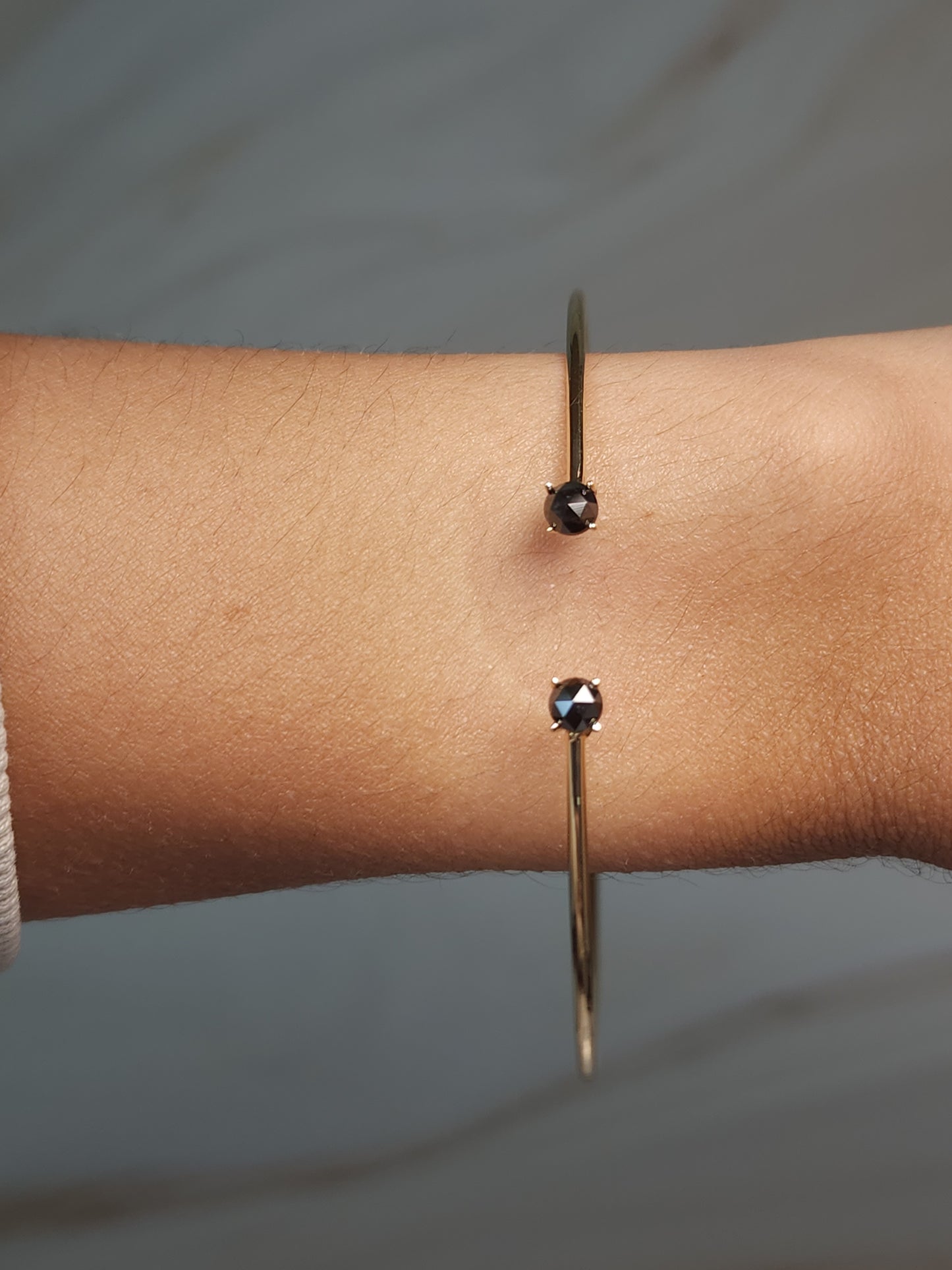 14Kt Gold 0.52 Ct Natural Rose Cut Black Diamond Bangle Bracelet