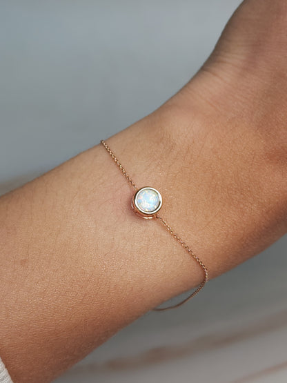 14Kt Gold Opal Bezel Bracelet