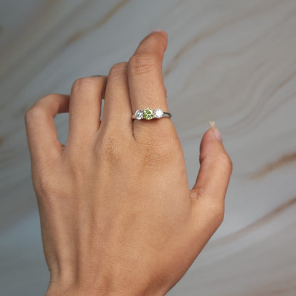 Simulated Peridot & Lab Grown Diamond Round ring .925 Sterling Silver