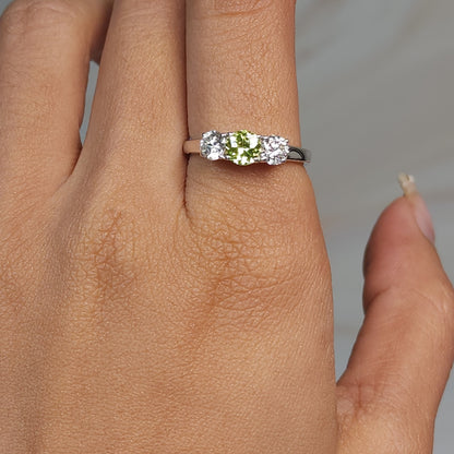 Simulated Peridot & Lab Grown Diamond Round ring .925 Sterling Silver