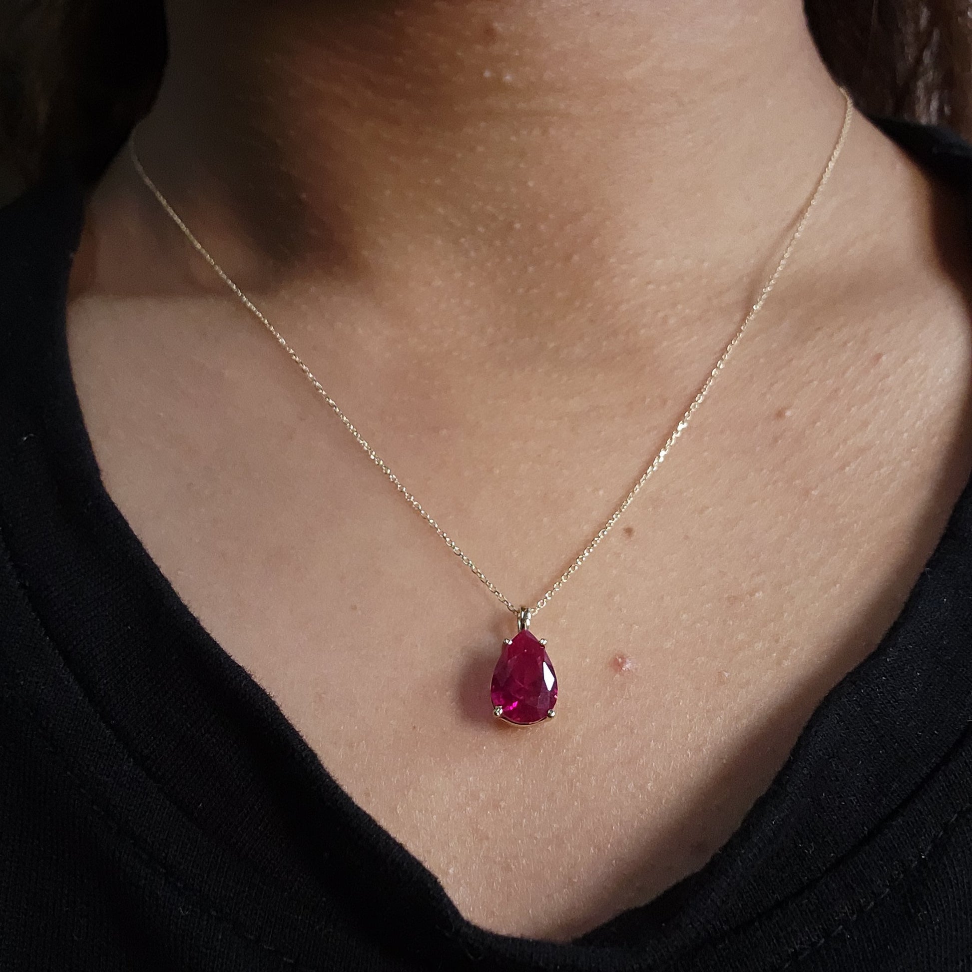 14Kt Gold Ruby Teardrop Pendant Necklace – Elizabeth Jewelry Designs