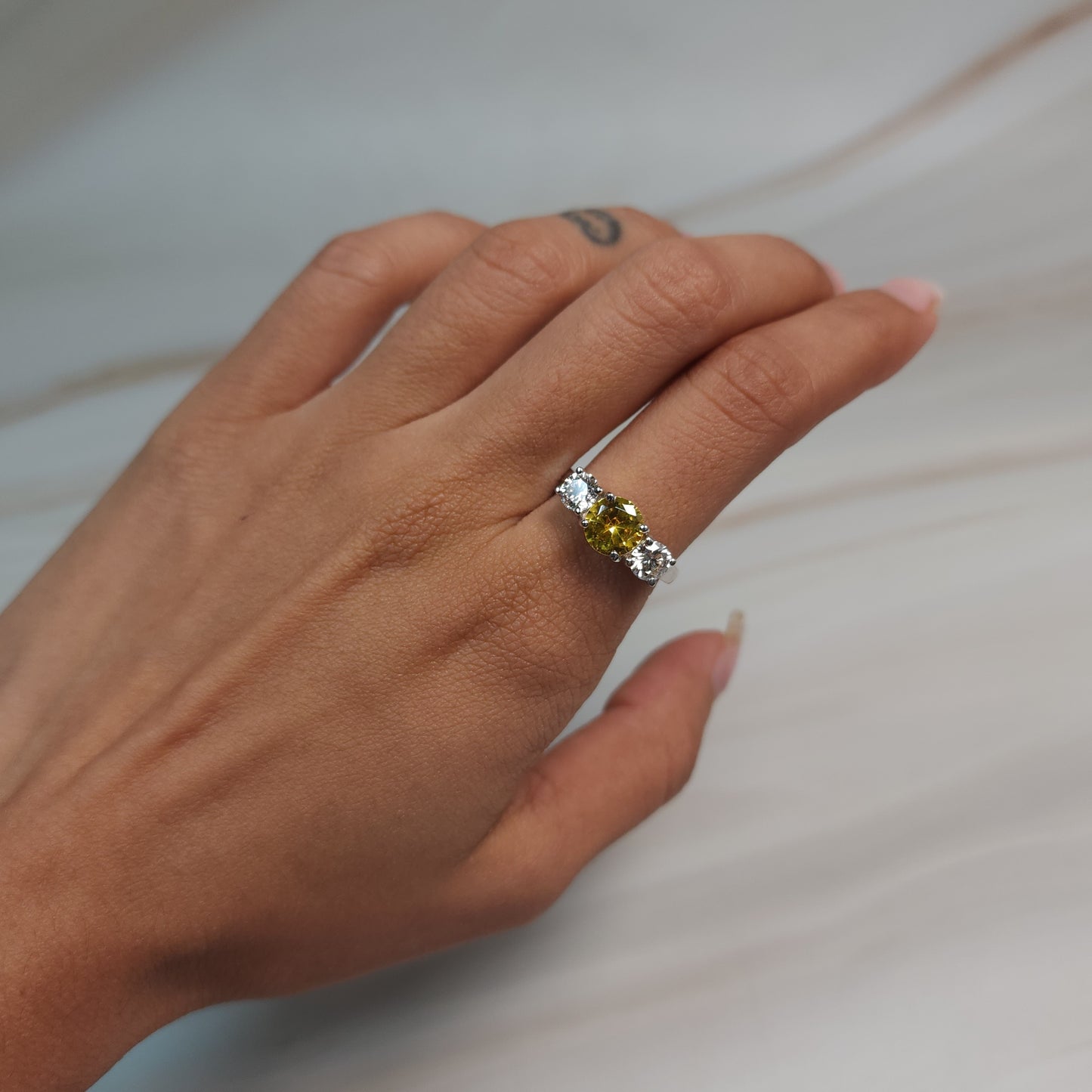 Simulated Yellow Citrine & 1Ct Lab Grown Diamond Round ring .925 Sterling Silver
