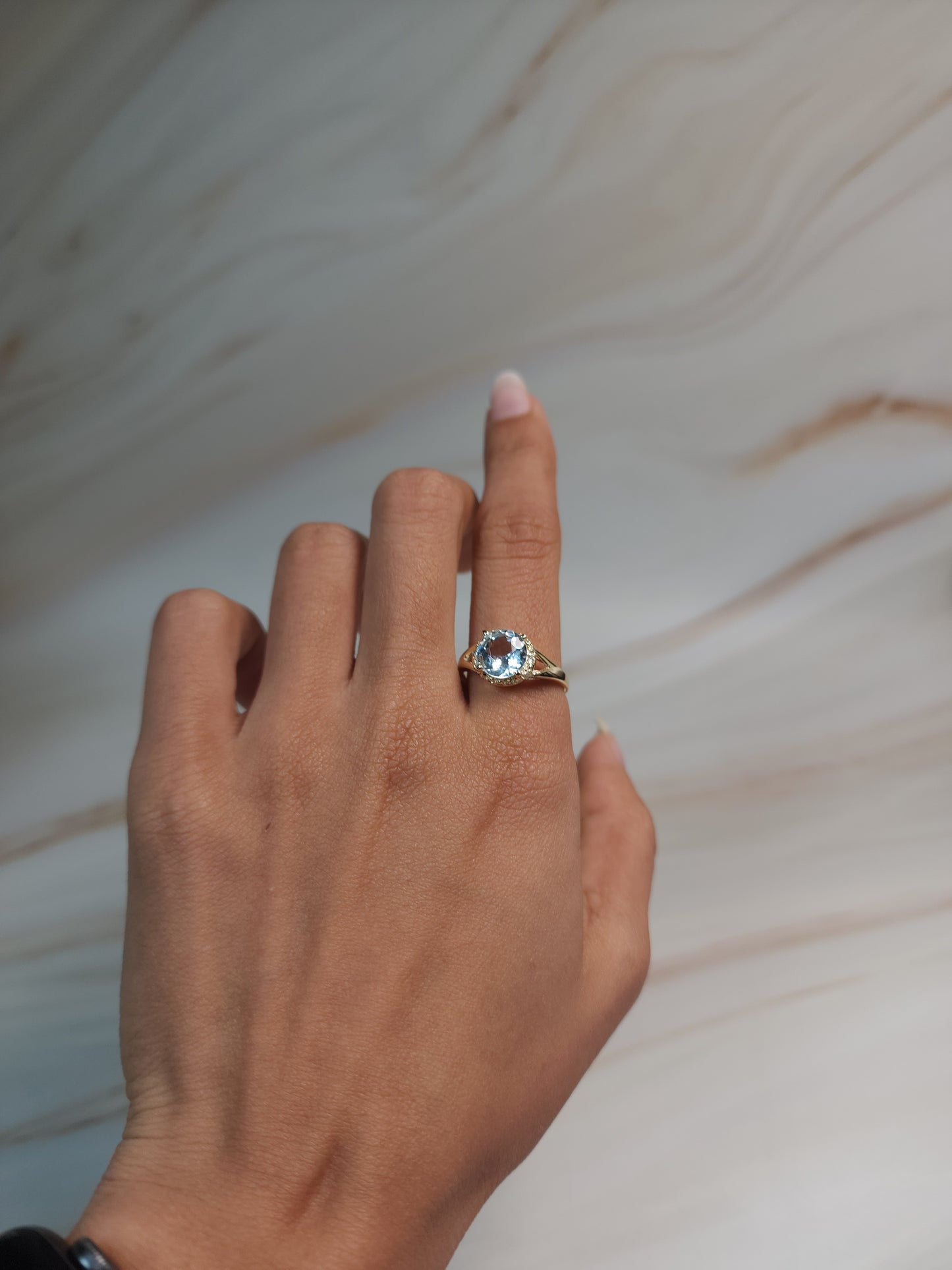 14Kt Gold 2 Ct Genuine Aquamarine & Diamond Halo Design Round Ring