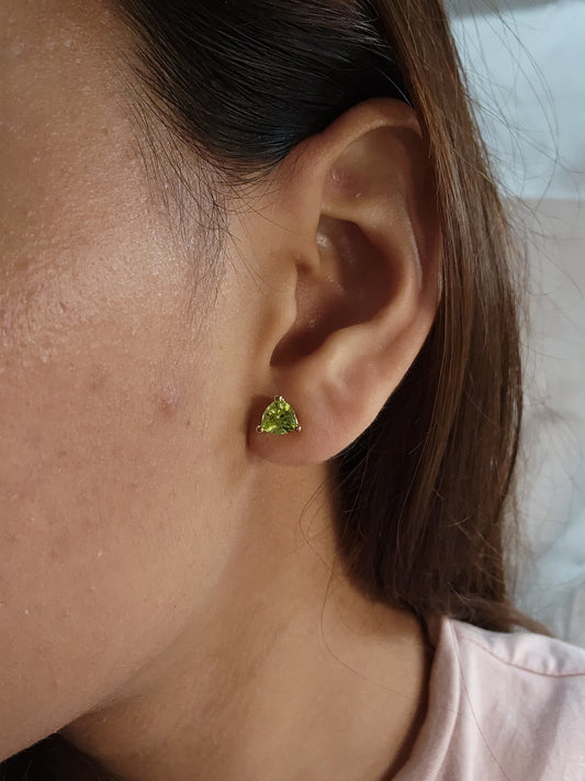 14Kt Gold Peridot Trillion Stud Earrings