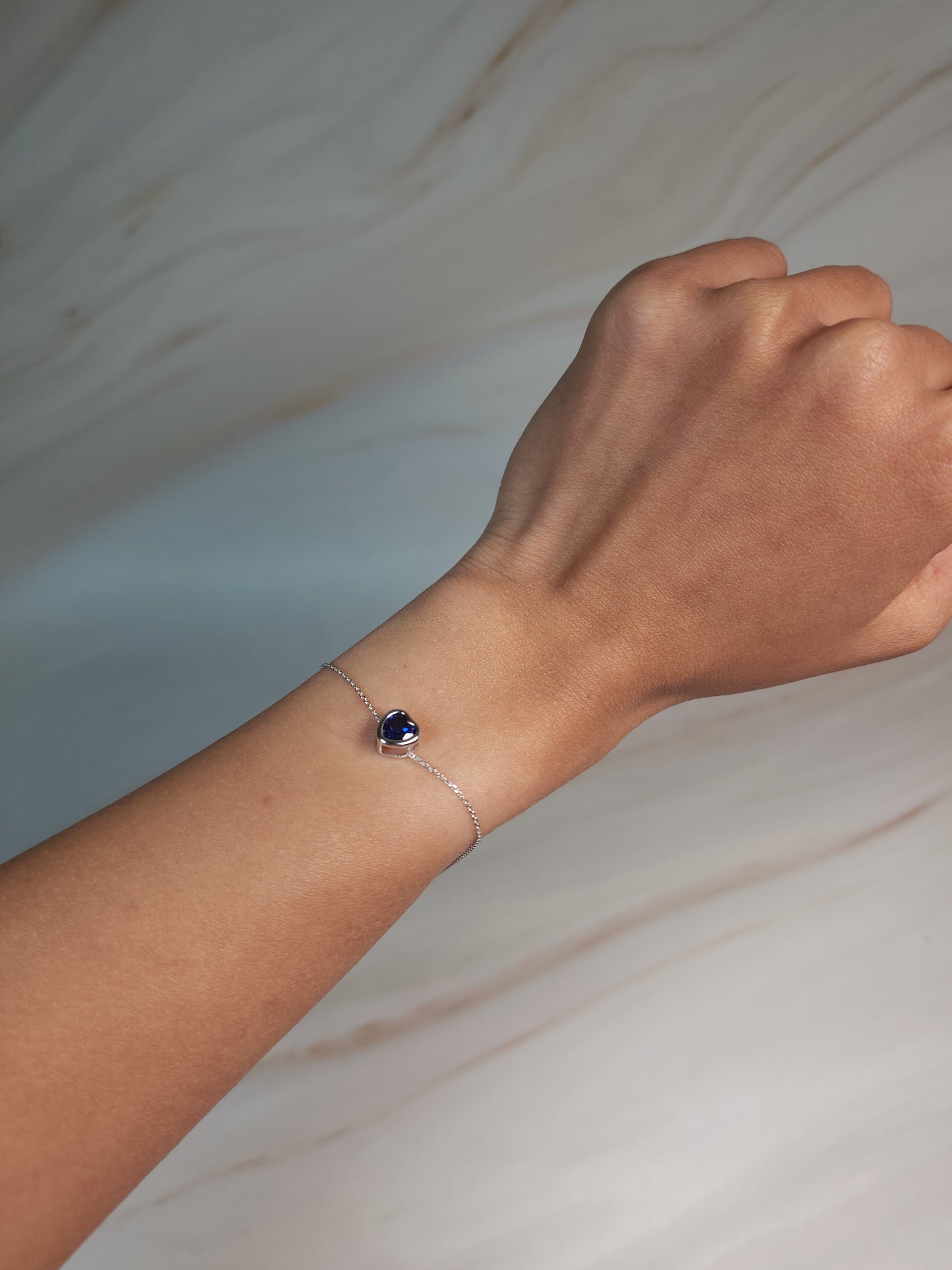 14Kt Gold Blue Sapphire Heart Bracelet