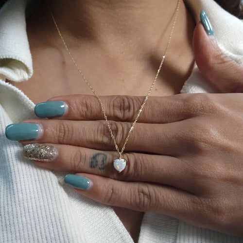 14Kt Gold Opal Heart Pendant Necklace