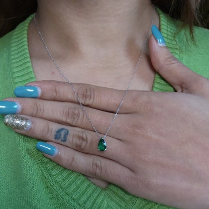 14Kt Gold Emerald Teardrop Necklace Pendant