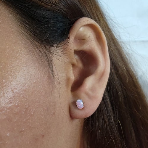14Kt White Gold Pink Opal Oval Stud Earrings