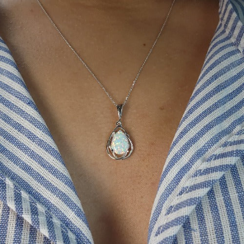 14Kt Gold Natural Opal Teardrop Necklace Pendant