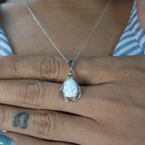14Kt Gold Natural Opal Teardrop Necklace Pendant