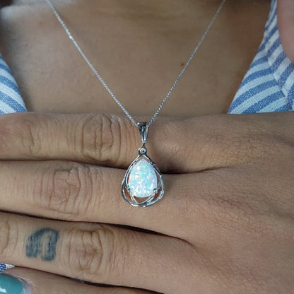 14Kt Gold Natural Opal Teardrop Necklace Pendant