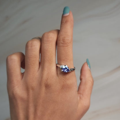 14Kt Gold Tanzanite & Diamond Trillion Ring