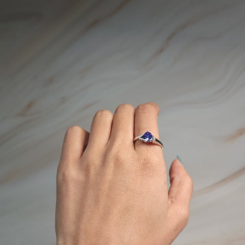 14Kt Gold Tanzanite & Diamond Trillion Ring