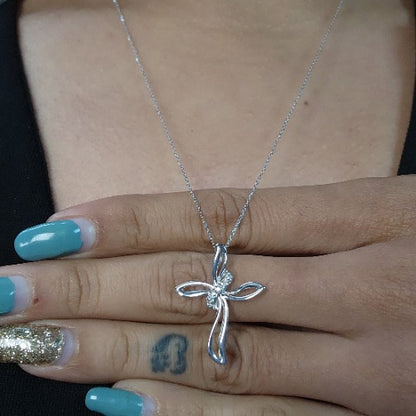 14Kt Gold Genuine Natural Diamond Cross Pendant Necklace