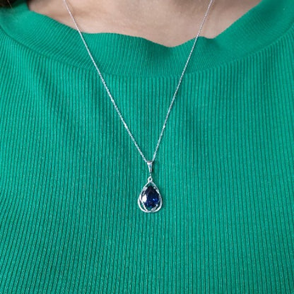 14Kt Gold 2 Ct Blue Sapphire Pear Teardrop Design Pendant Necklace