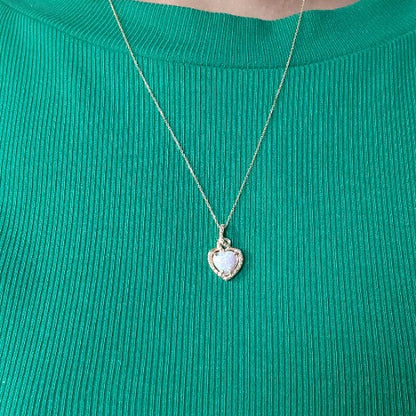 14Kt Gold Pink Opal Heart Design Pendant Necklace