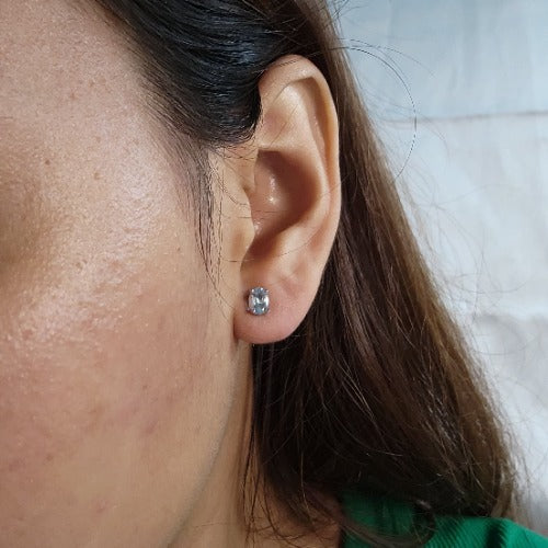 14Kt Gold Natural Aquamarine Oval Stud Earrings