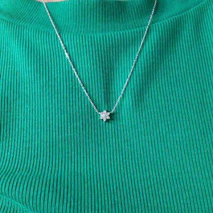 14Kt Gold Flower Star Cluster Necklace Pendant