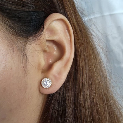 14Kt Gold 1 Ct Zirconia Halo Design Stud Earrings
