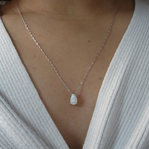 14Kt Gold Opal Teardrop Pendant Necklace
