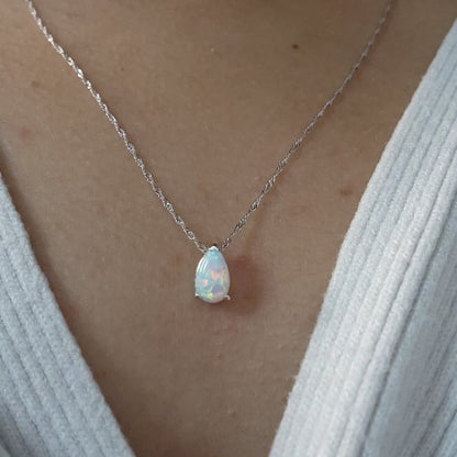 14Kt Gold Opal Teardrop Pendant Necklace